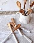 Petite cuillère en bois recyclé d'Atelier La Louve