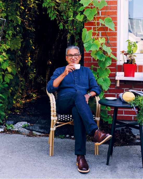 Une photo de l'auteur, Stelio Perombelon.